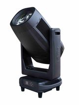 Quatro blade LE1800 PROF — профильный LED-прожектор 1600 Вт Moving Head с системой профилирования и зумом 5°–60°
