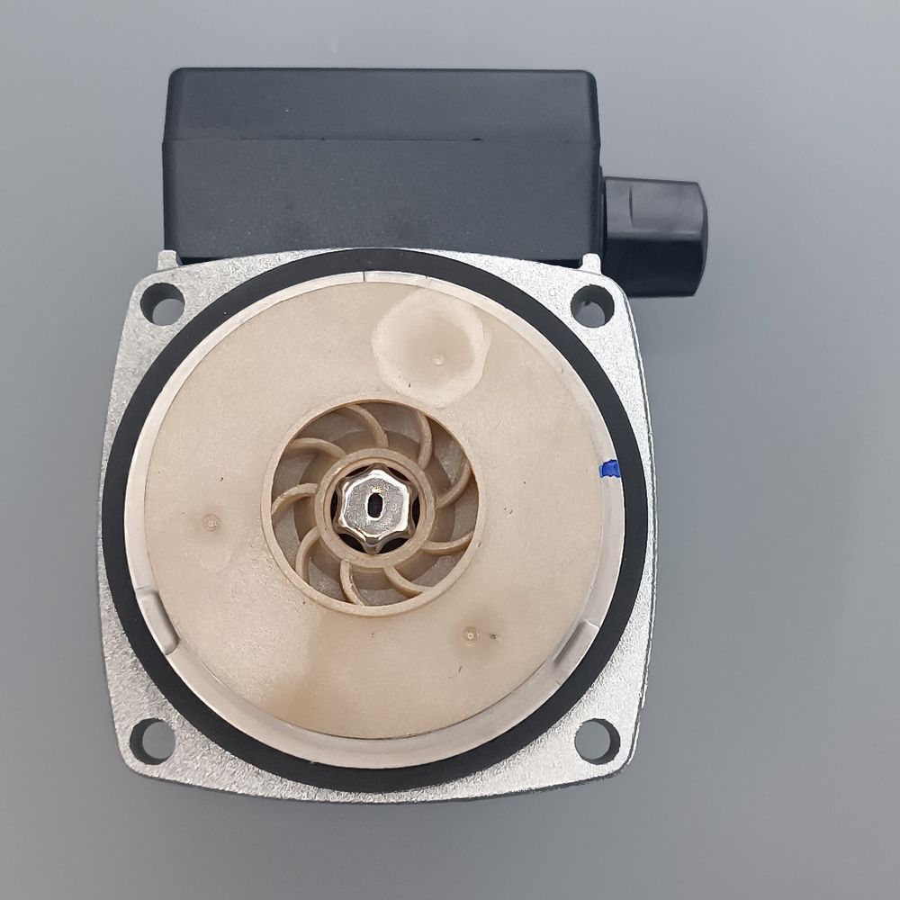 Циркуляционный насос GRUNDFOS 15-50 для котлов Baxi, Immergas, Ferroli, Buderus, Ariston арт. 87167624850-2, 150100101-2, 3.020560, 5659550, 39808300, 1.012931, 3.022577