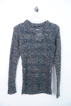 Свитер Oodji стильный и уютный, маркировка 36, визуально на 42 размер