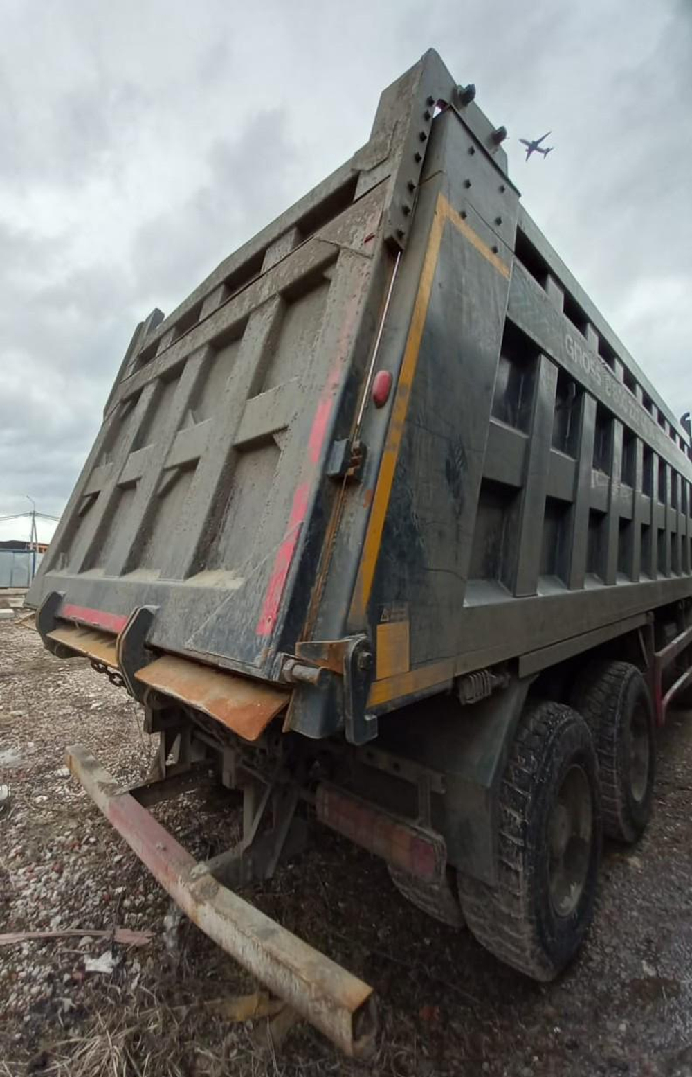 Howo ZZ* 8x4 Самосвал ZZ3407S3867E (Дизель, 9,7 л, 373 л.с, МТ)