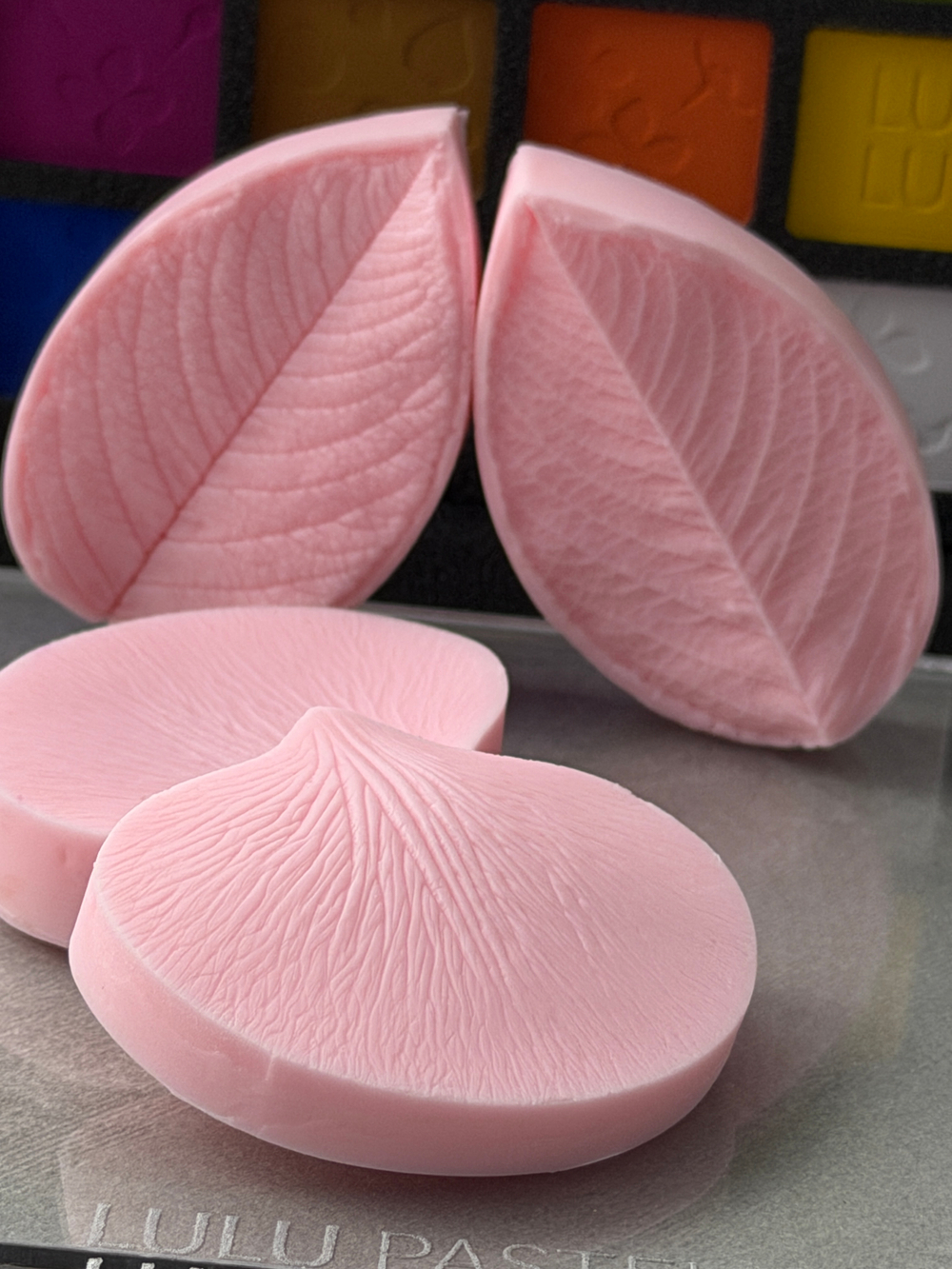 Набор от Юлии Коваль " Вайнеры, пастель на 10 цветов и палитра"