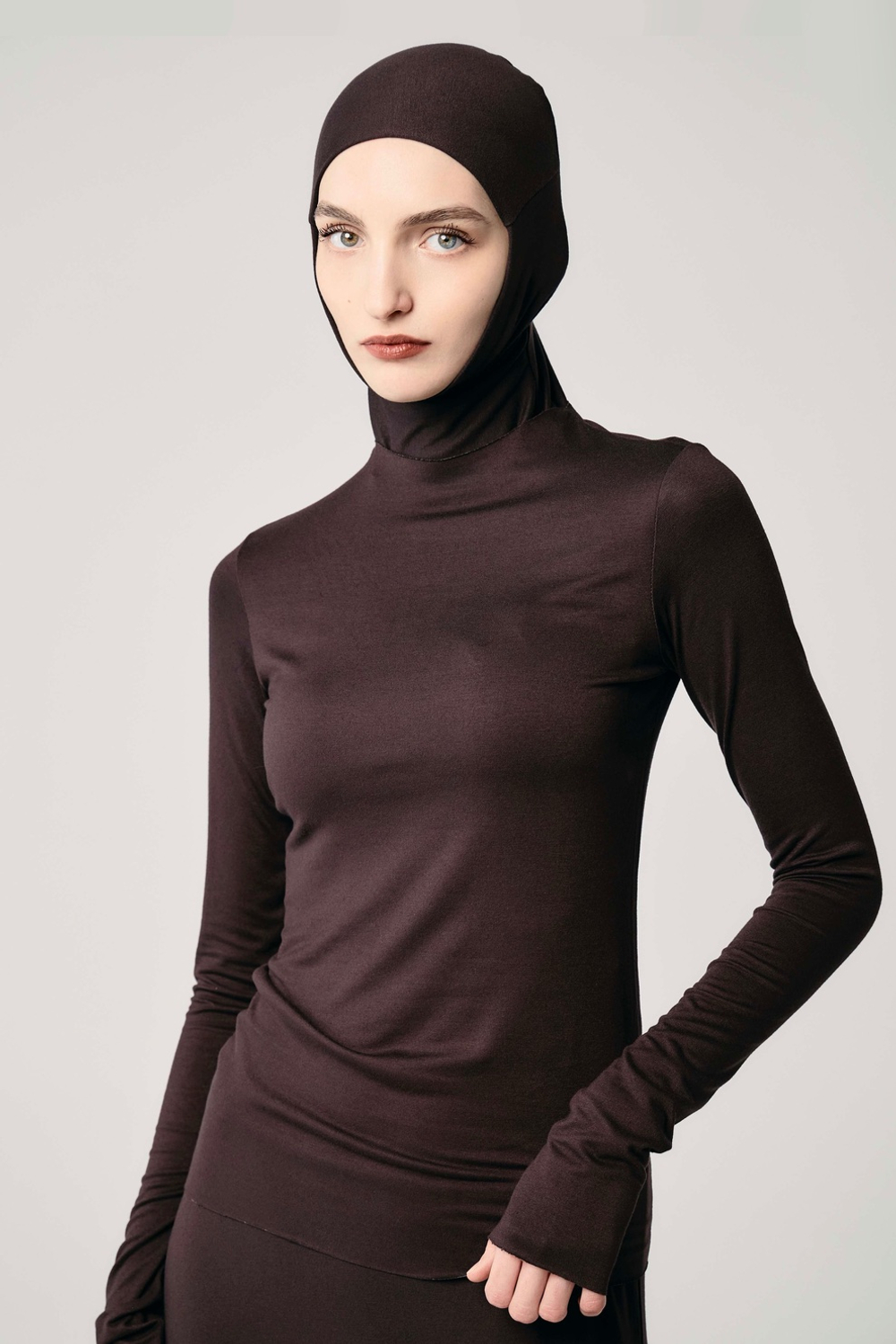 Лонгслив «Силуэт» коричневый