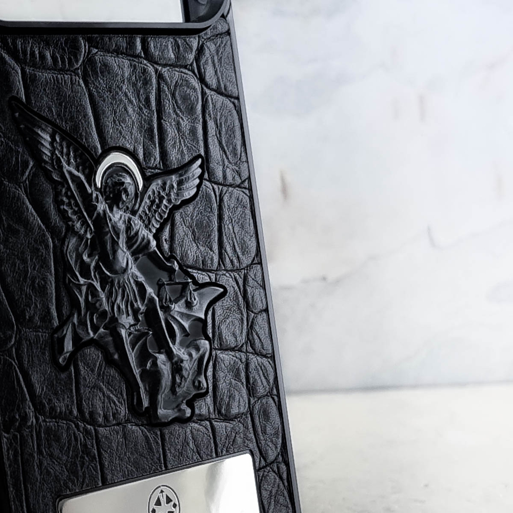 Шикарный чехол iPhone с Архангелом Михаилом - Euphoria HM Premium - категория премиум класс