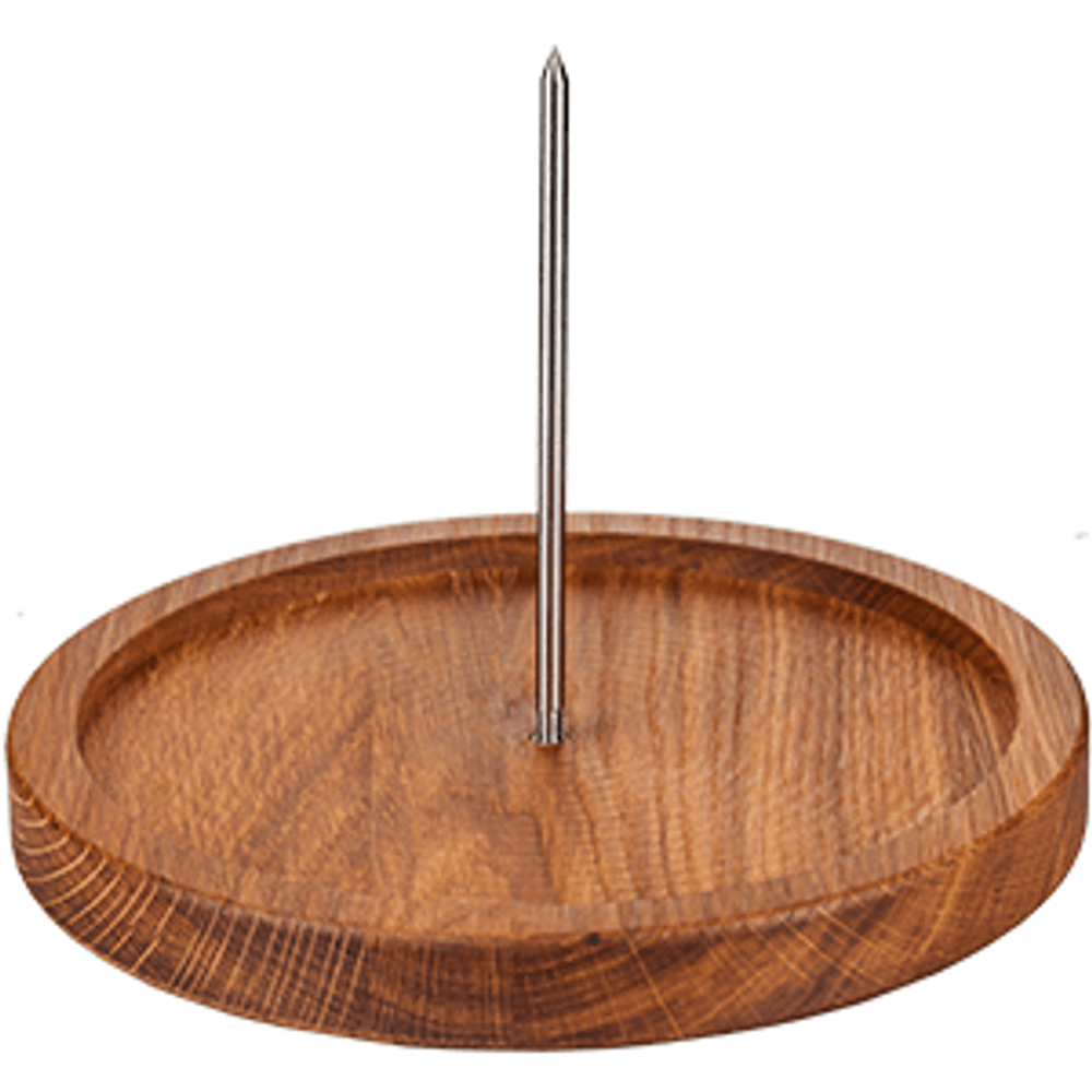 Доска для подачи с выемкой и металлической иглой; D=230мм; дуб