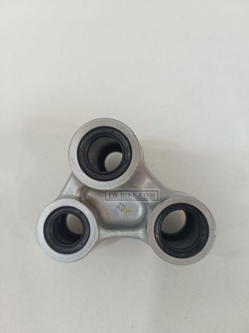 52465-KZZ-J00. ARM SUB ASSY., CUSHION. Rally250. HONDA