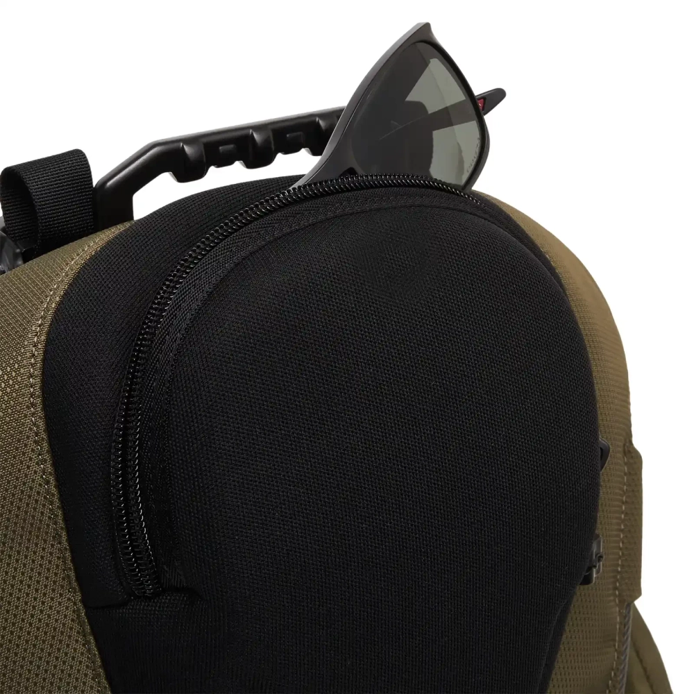 Рюкзак Oakley Kitchen Sink Backpack "Army Green"