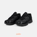  Кроссовки Adidas Originals Response CL  артикул:ID8307 - купить в магазине Дайс