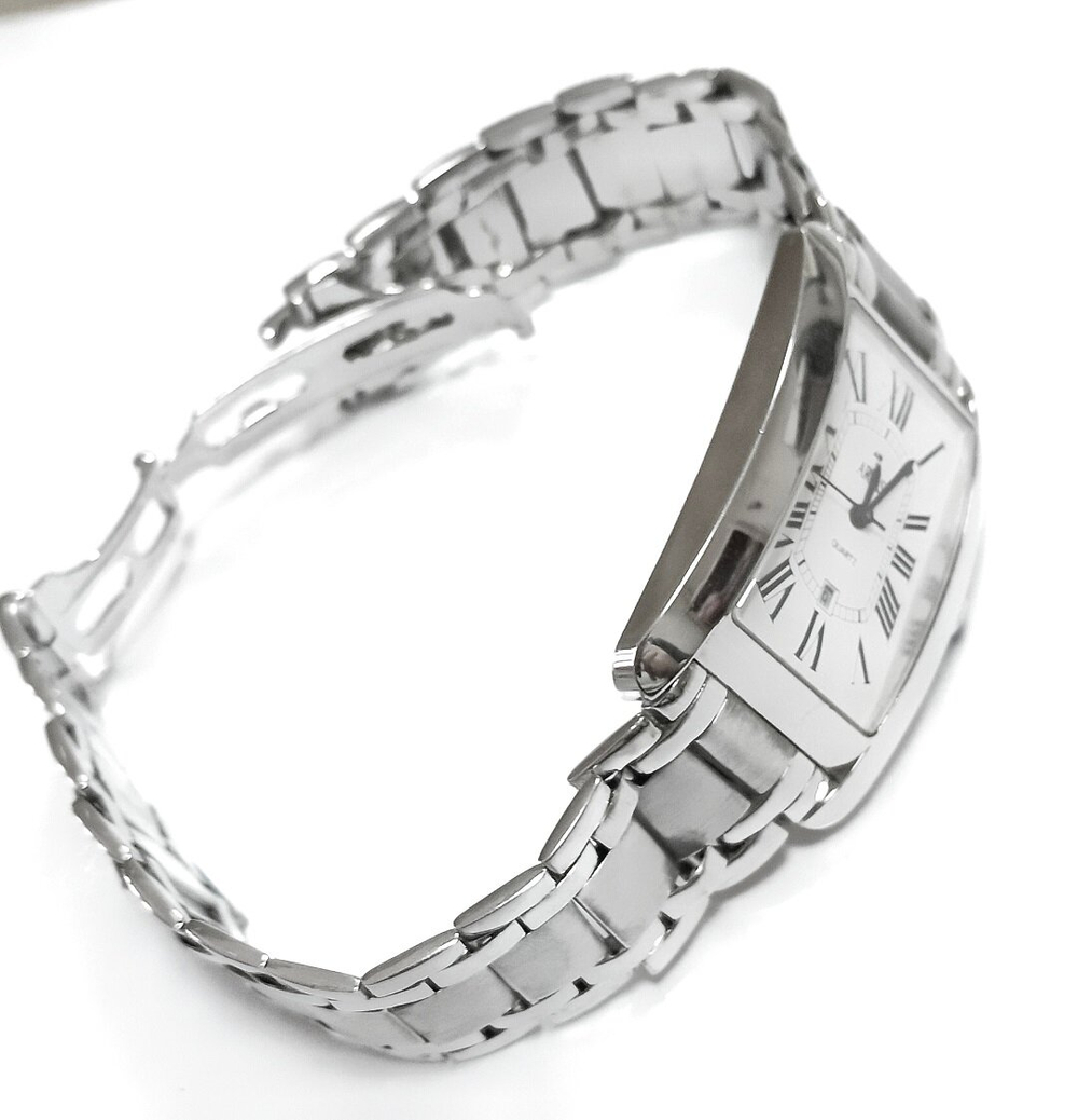 Часы наручные женские из серебра 925 пробы,кварц