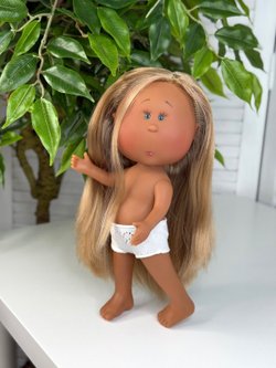 Кукла Nines виниловая 30см MIA LATINA без одежды (3000WL1)