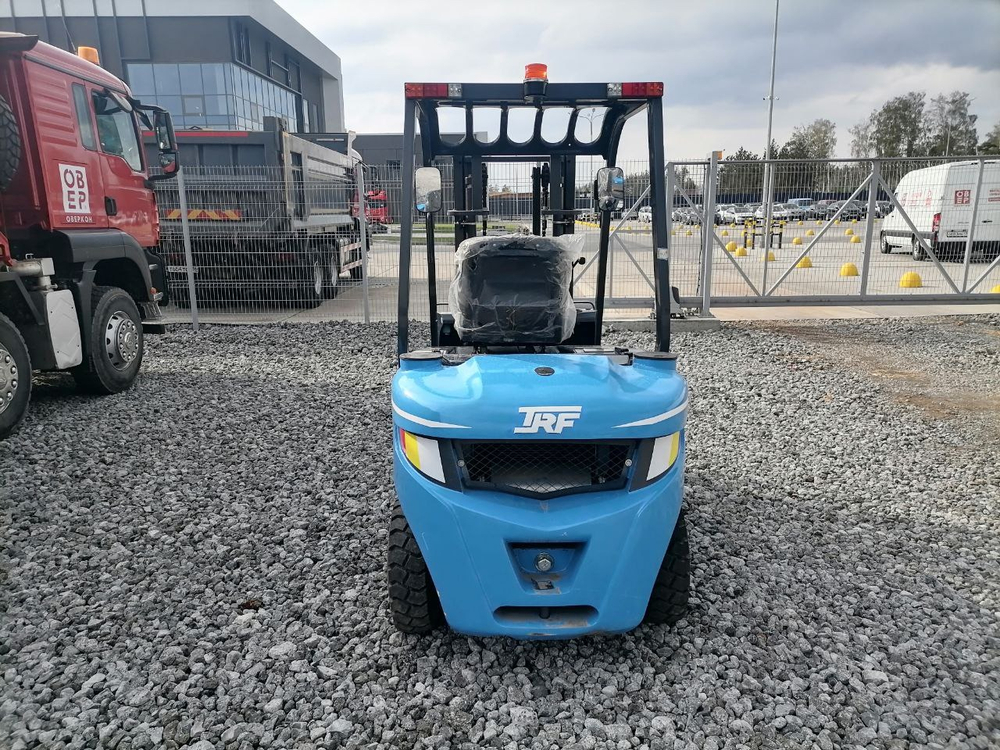 TRF D* Вилочный погрузчик D25-3X (Дизельный, 2,7 л, 50 л.с., АТ)