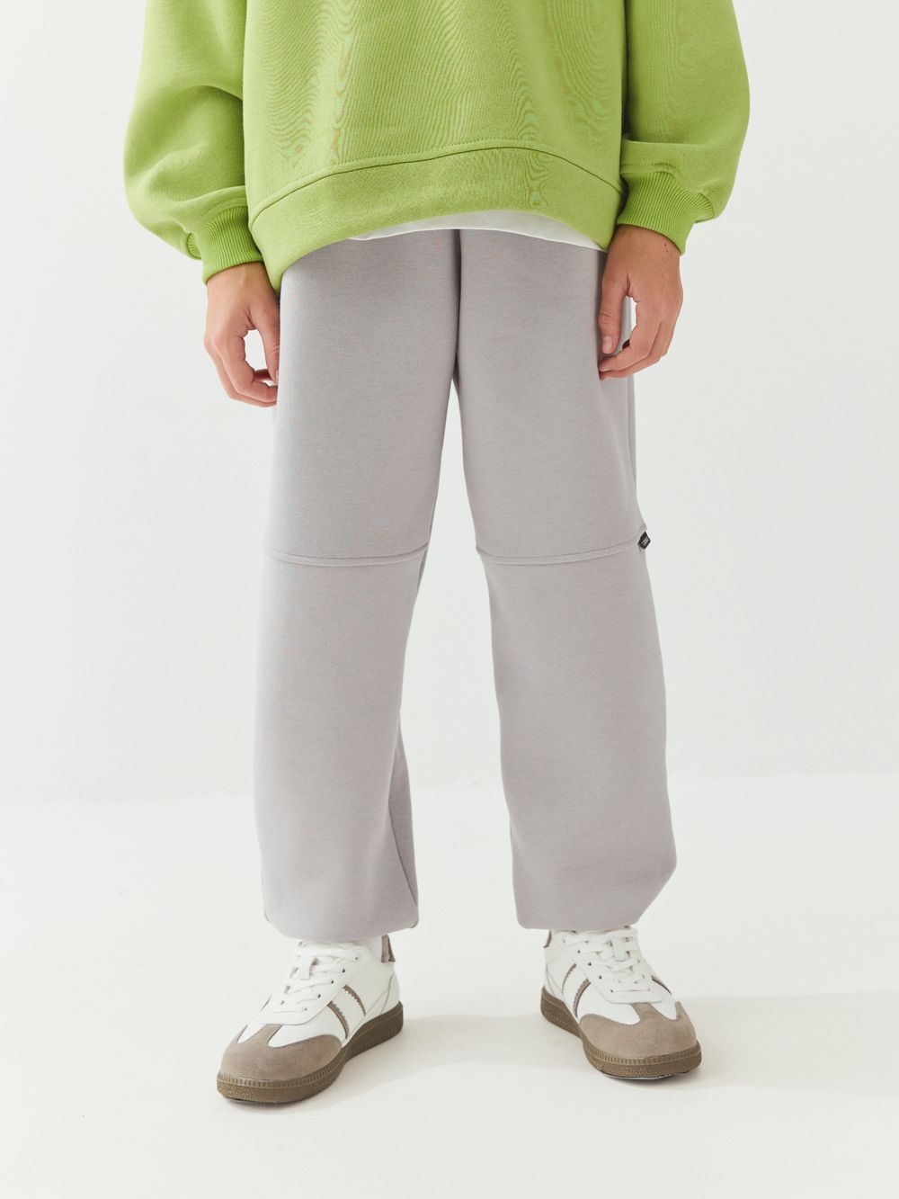 Джоггеры оверсайз "Пепел" с карманами утепленные 7+