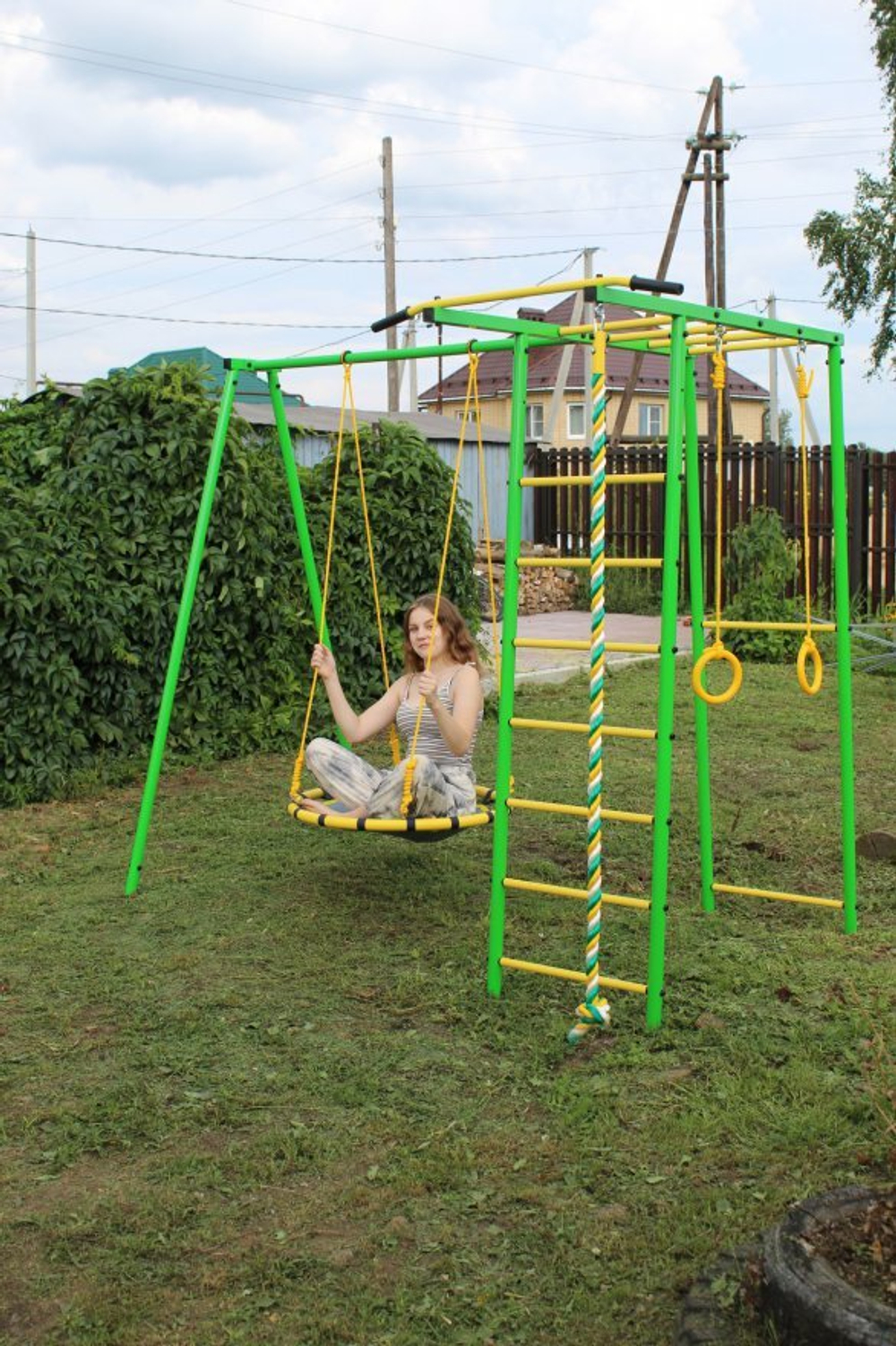 Уличный спортивный комплекс Олимпик