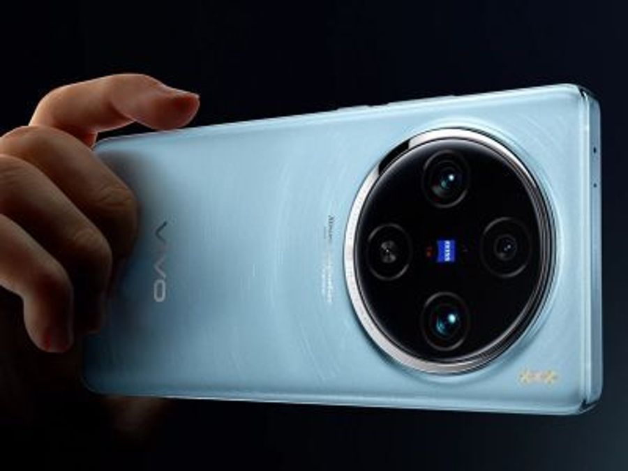 В России стартовали продажи флагманских vivo X100 и X100 Pro