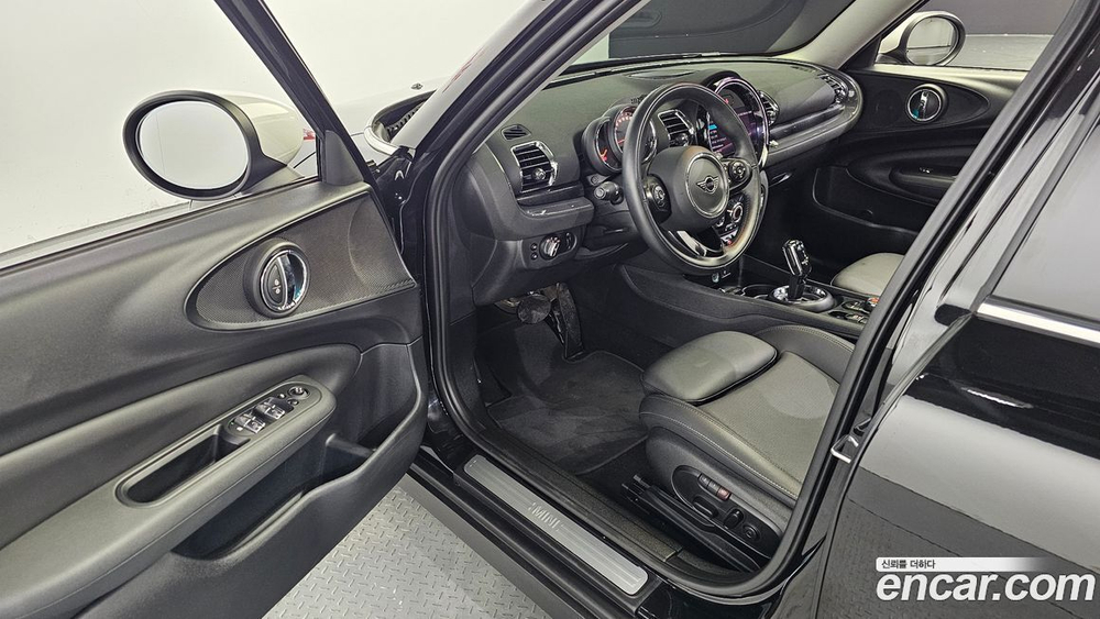 Mini Cooper D Clubman Basic (05.2021)