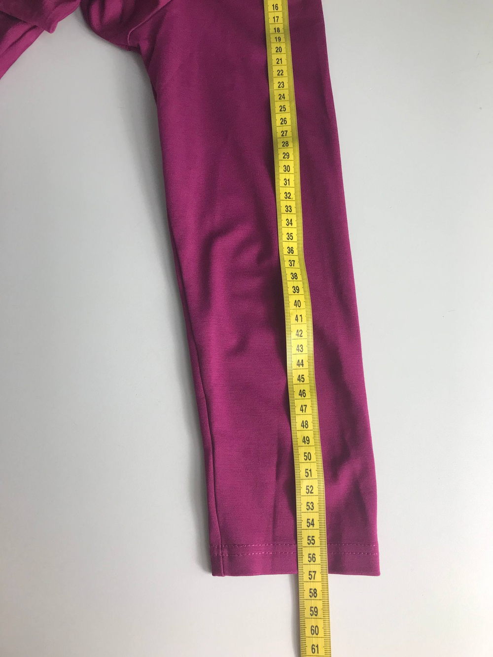 Платье E.Levy красивого оттенка, визуально на 42 размер