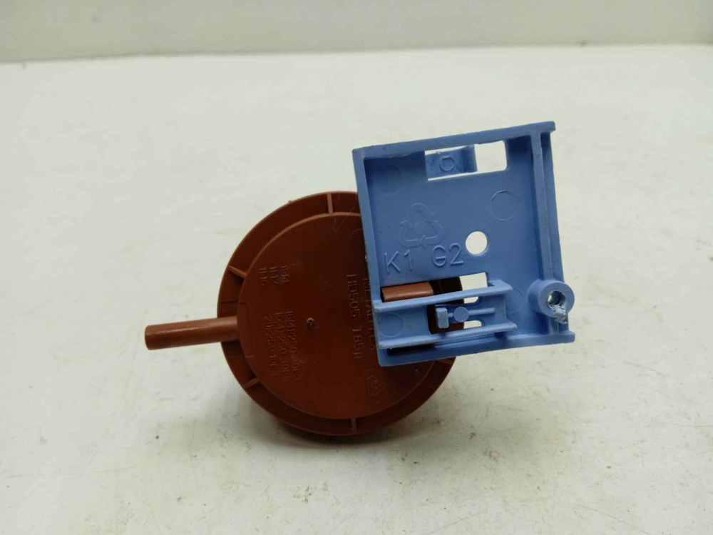 AWG235/1 кт179 Датчик уровня воды для стиральной машины Whirlpool AWG235/1 б/у