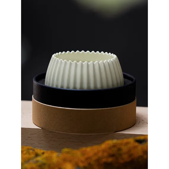 Свеча ароматическая secret santa из коллекции edge, бежевый, 30 ч