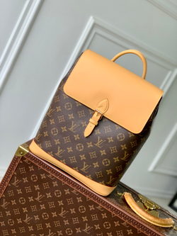 Louis Vuitton Soho MM