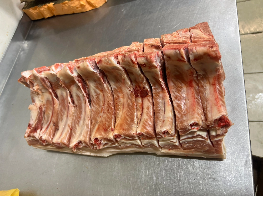 Корейка свиная на кости охлаждённая