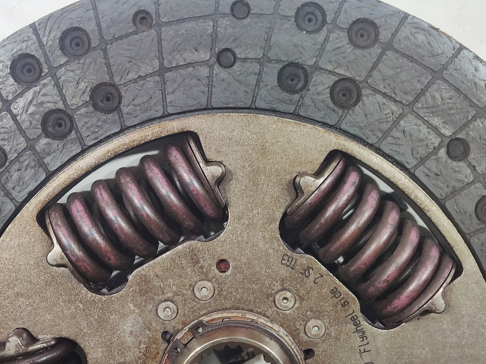 Диск сцепления 2021г