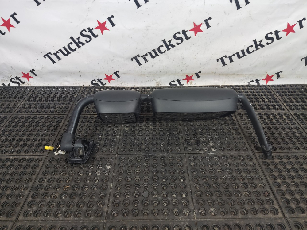 Зеркало заднего вида боковое правое 2018г.