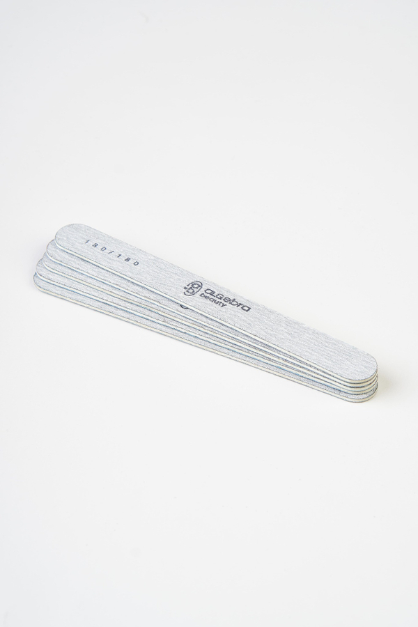 Безопасно ли снимать гель-лак пилкой в домашних условиях