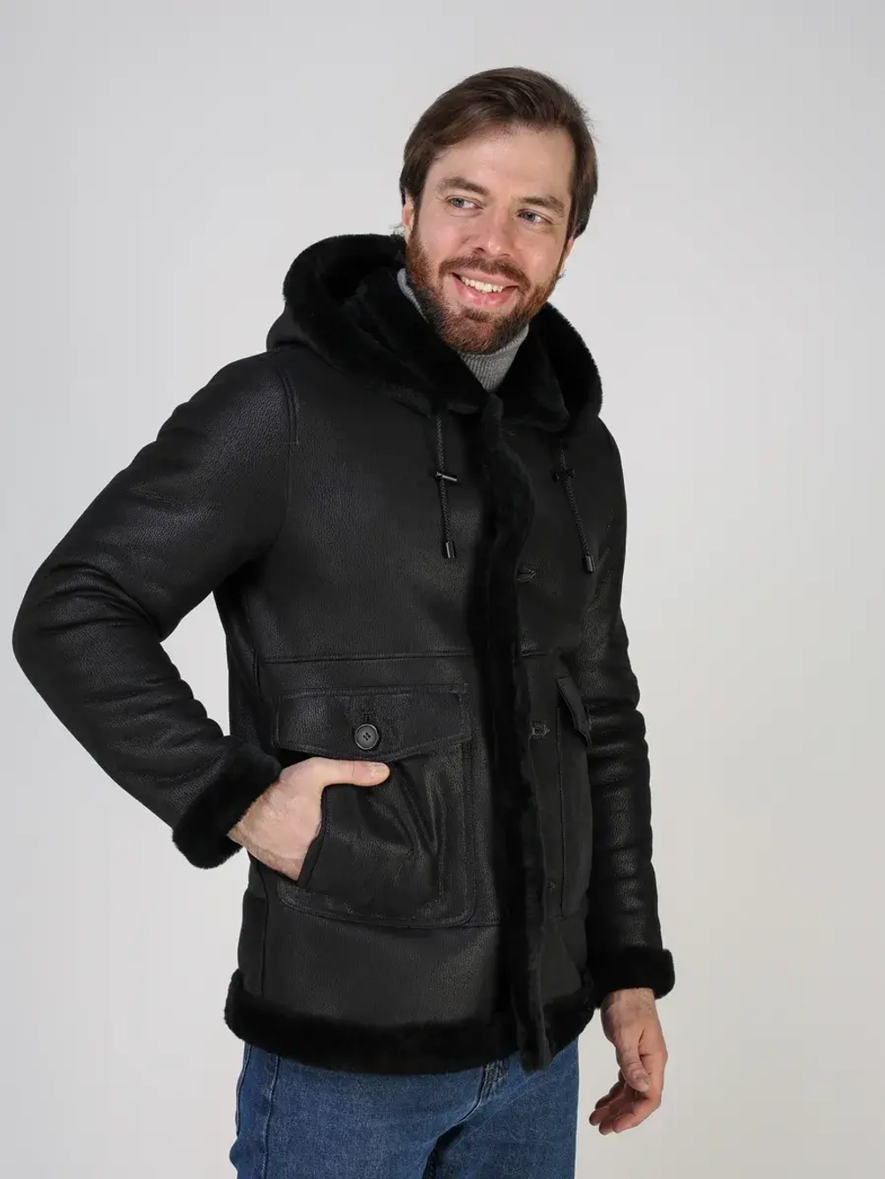 Дубленка зимняя куртка натуральная с капюшоном