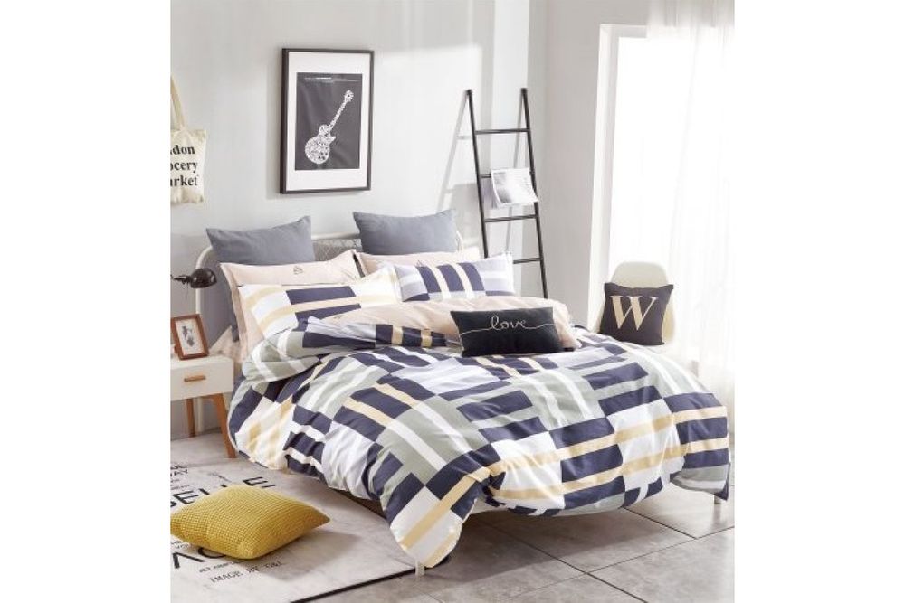 Постельное белье GoodNight Сатин Делюкс 406 с компаньоном дуэт (с нав. 50х70)