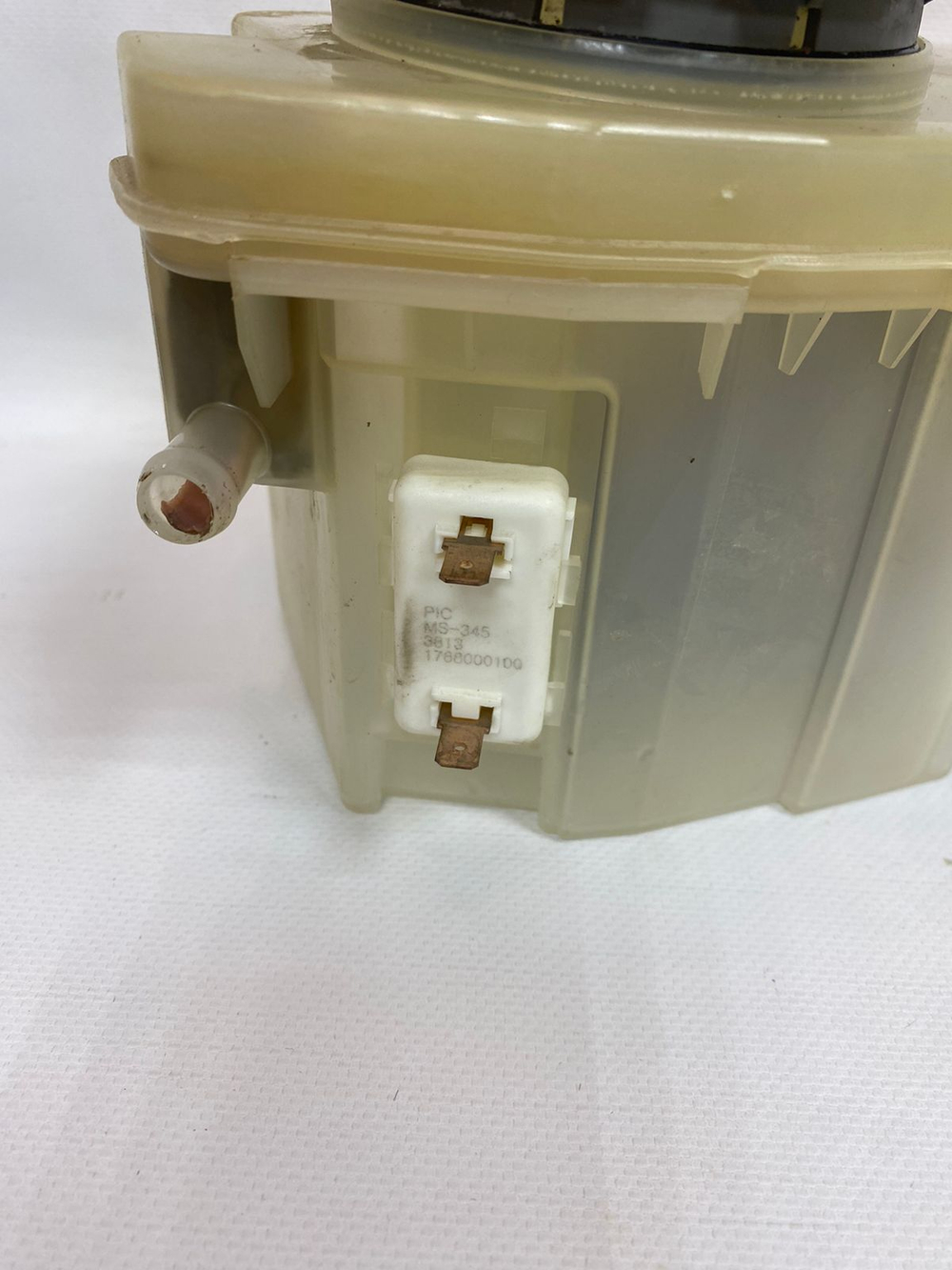 63.1 Бачок для соли Hansa Beko 1007438 б/у для посудомоечной машины