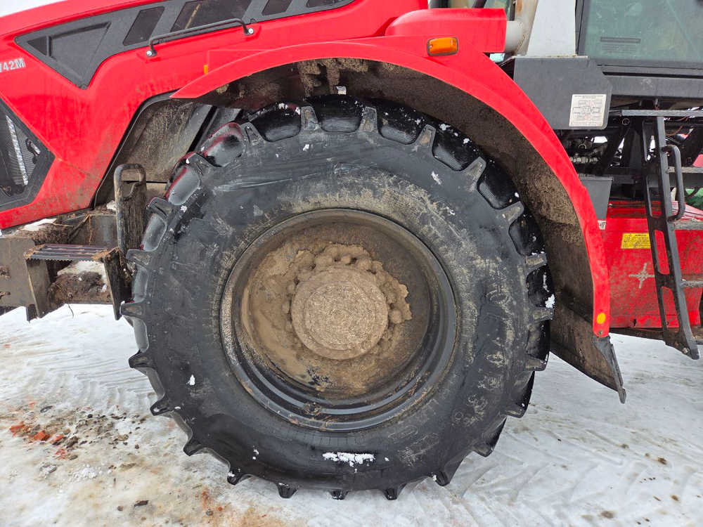 Петербургский тракторный завод Кировец К-742М Сельскохозяйственный трактор К742М Ст 1 (Дизельный, 17