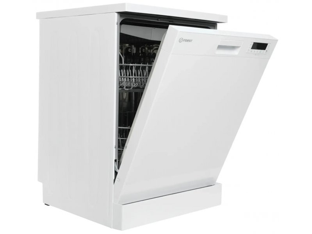Посудомоечная машина Indesit DF 5C85 D