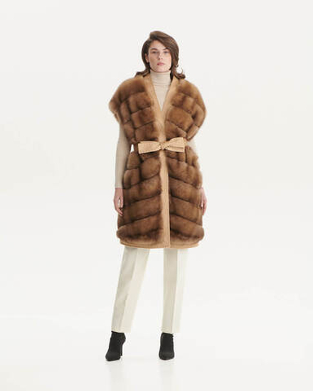 Жилет из меха соболя