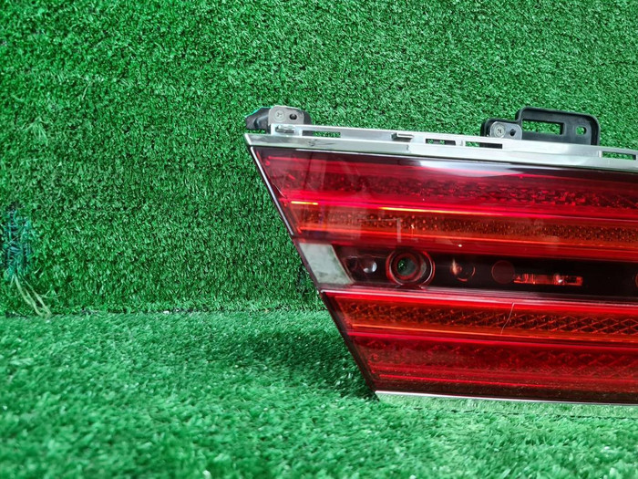 Фонарь крышки багажника Genesis G90 (2018-2022)