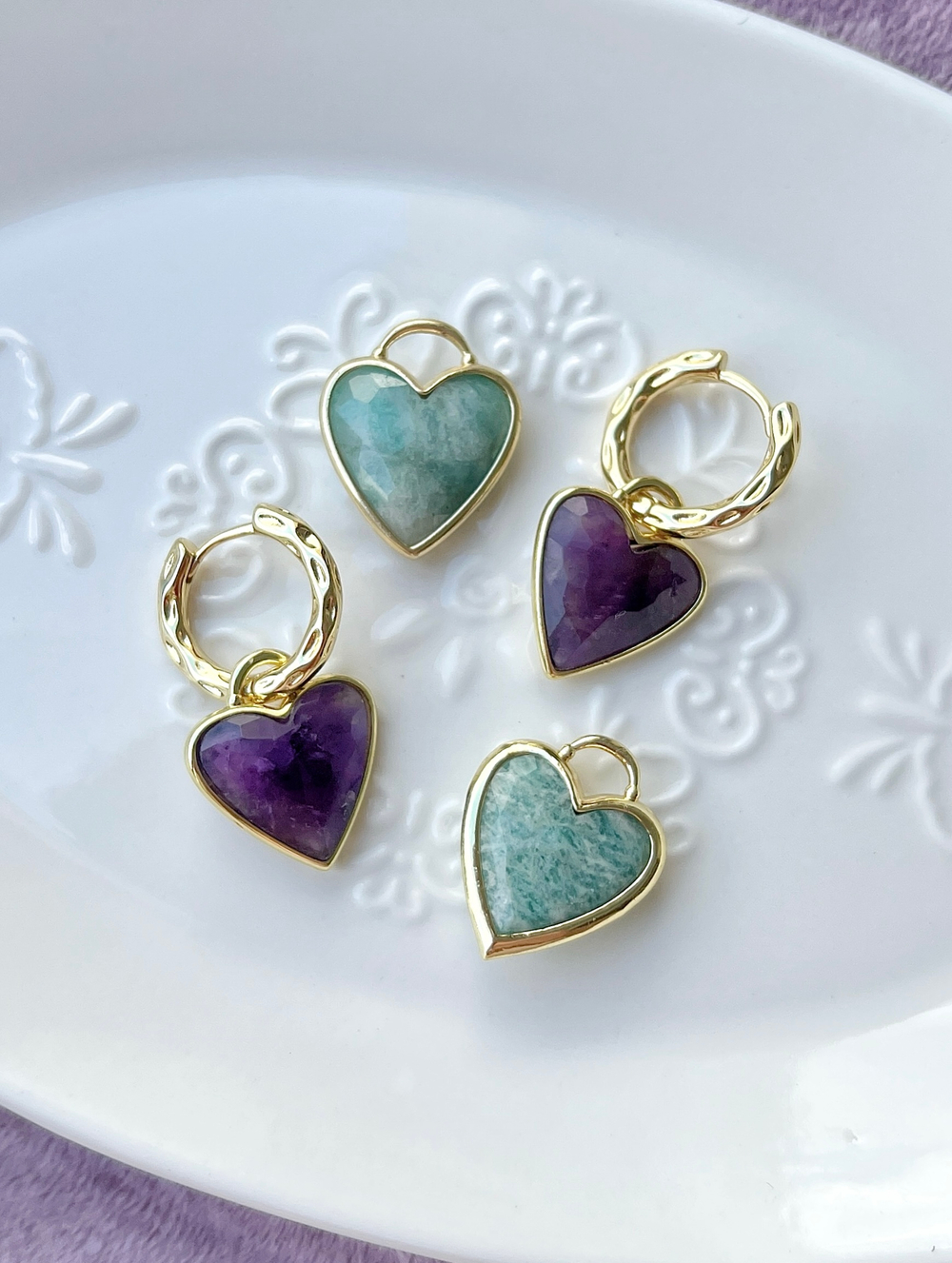 Серьги сердечки из натурального камня