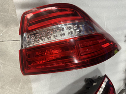 Задний фонарь Mercedes-Benz ML350/ML400 W166 оригинал,