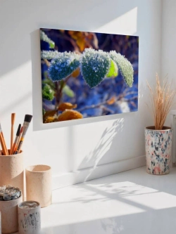 Картина на стену 40 X 50 Листья в снегу