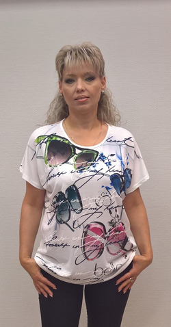 Оригинальный коттоновый блузон с цветными "очками"