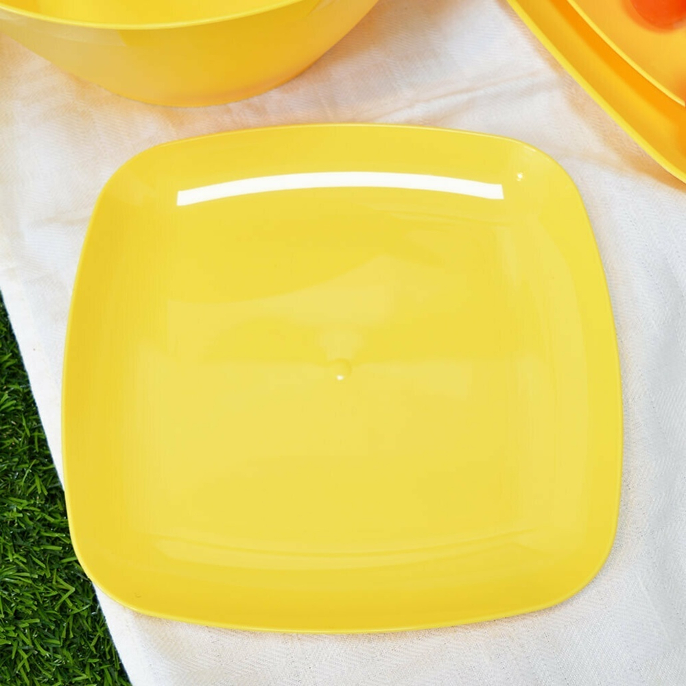 Тарелка 19см квадратная