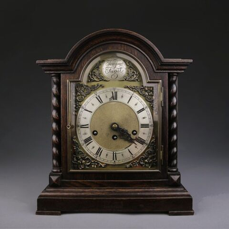 Винтаж: Настольные/Каминные часы