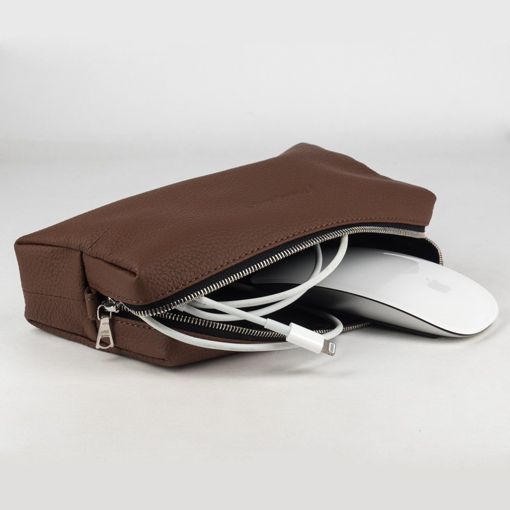 Несессер кожаный Briquette Easy коричневого цвета