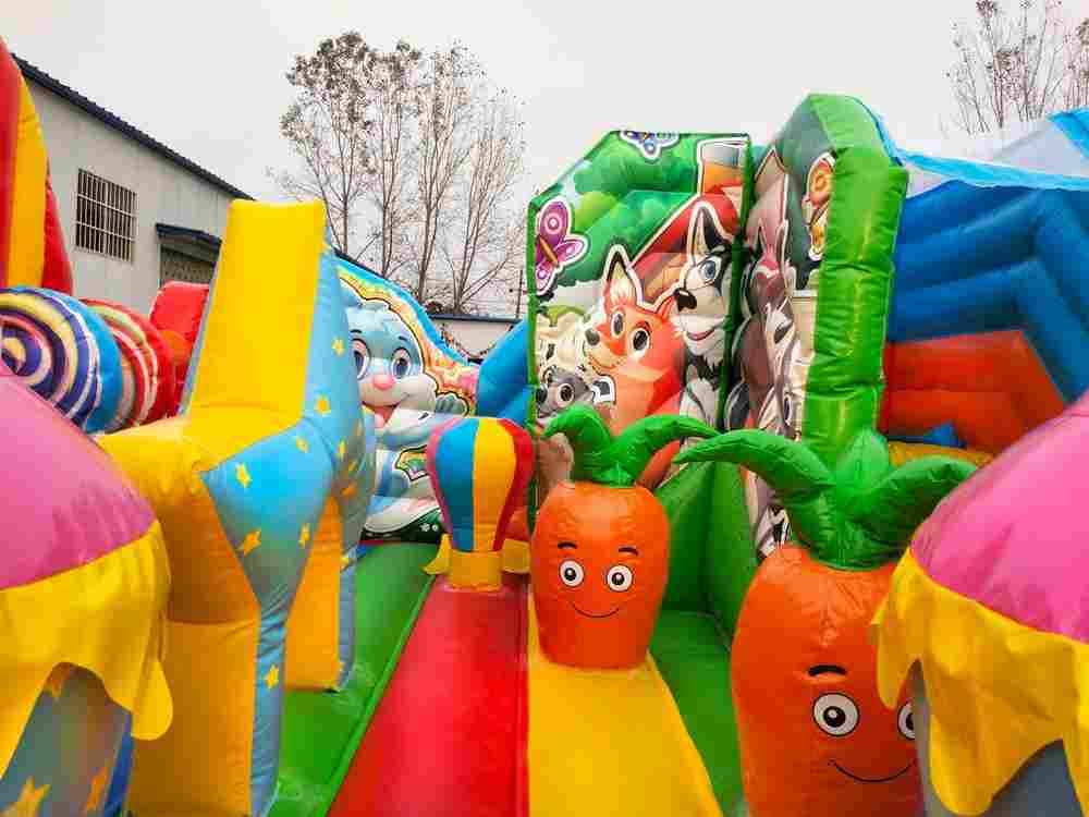 Коммерческий надувной батут «Зайка Степашка» 5*5*2,8 м