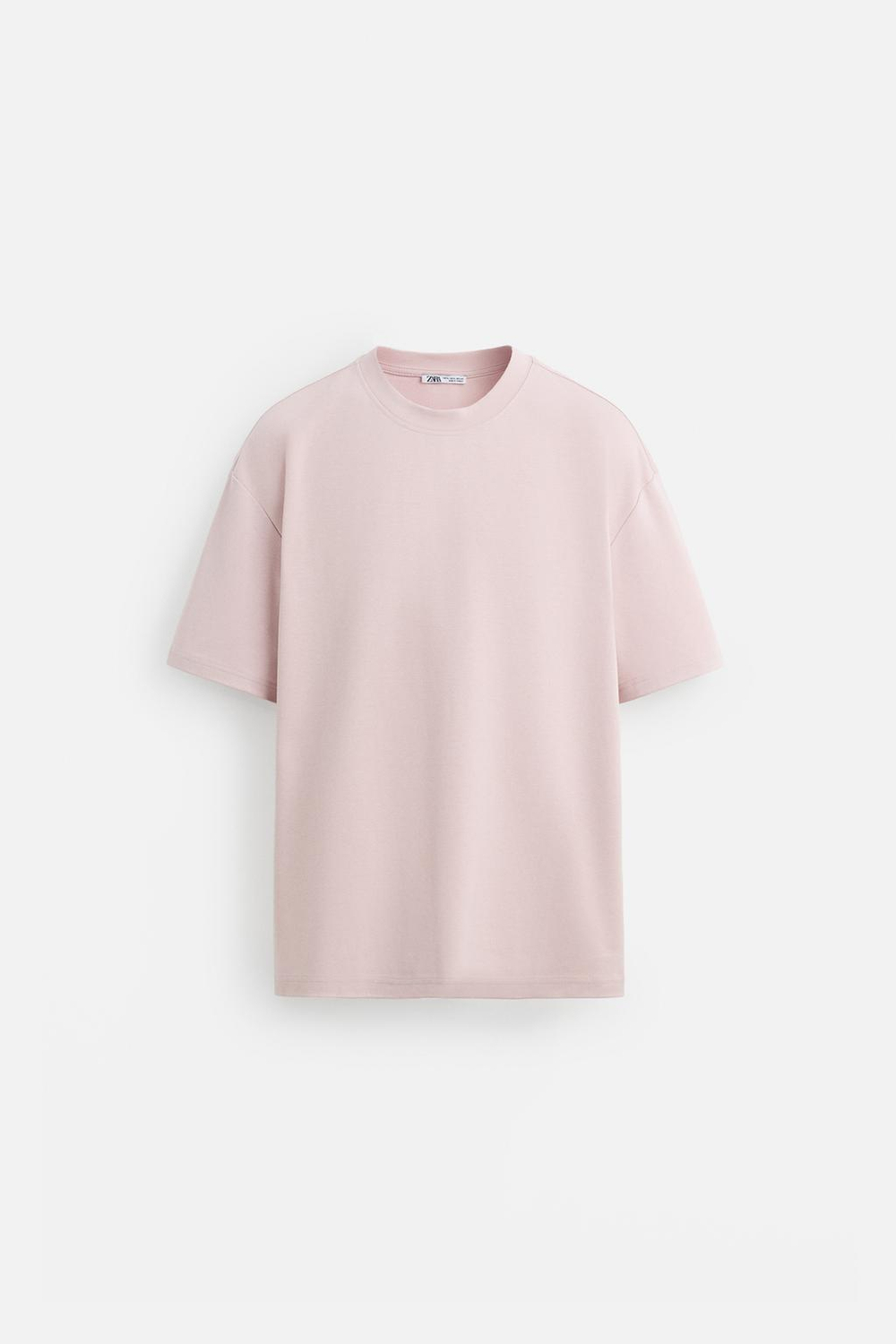 Базовая футболка regular fit