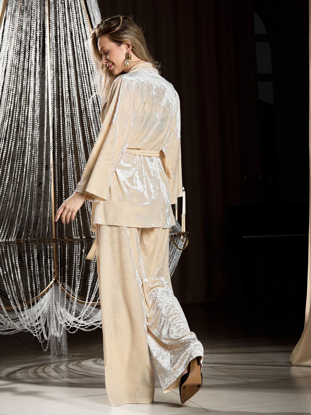 Костюм Мерцание-2 Виотекс МОЛОЧНЫЙ