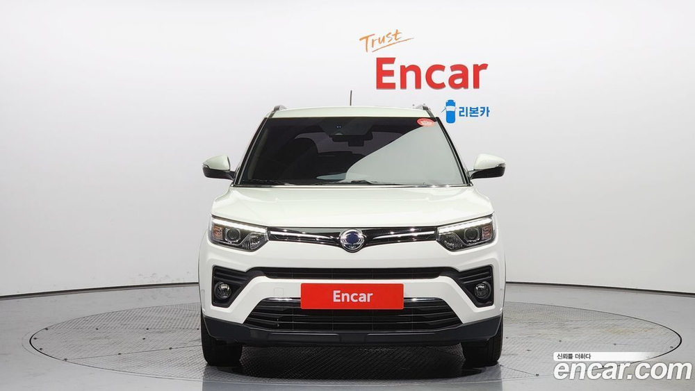 KG Mobility (Ssangyong) Very New Tivoli Бензин 1.5 2WD (09.2020)
