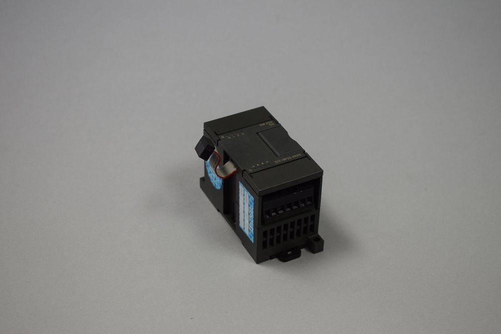 SIEMENS 6ES7222-1BF22-0XA0