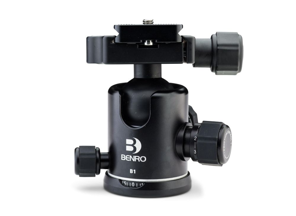 Шаровая штативная головка Benro B1