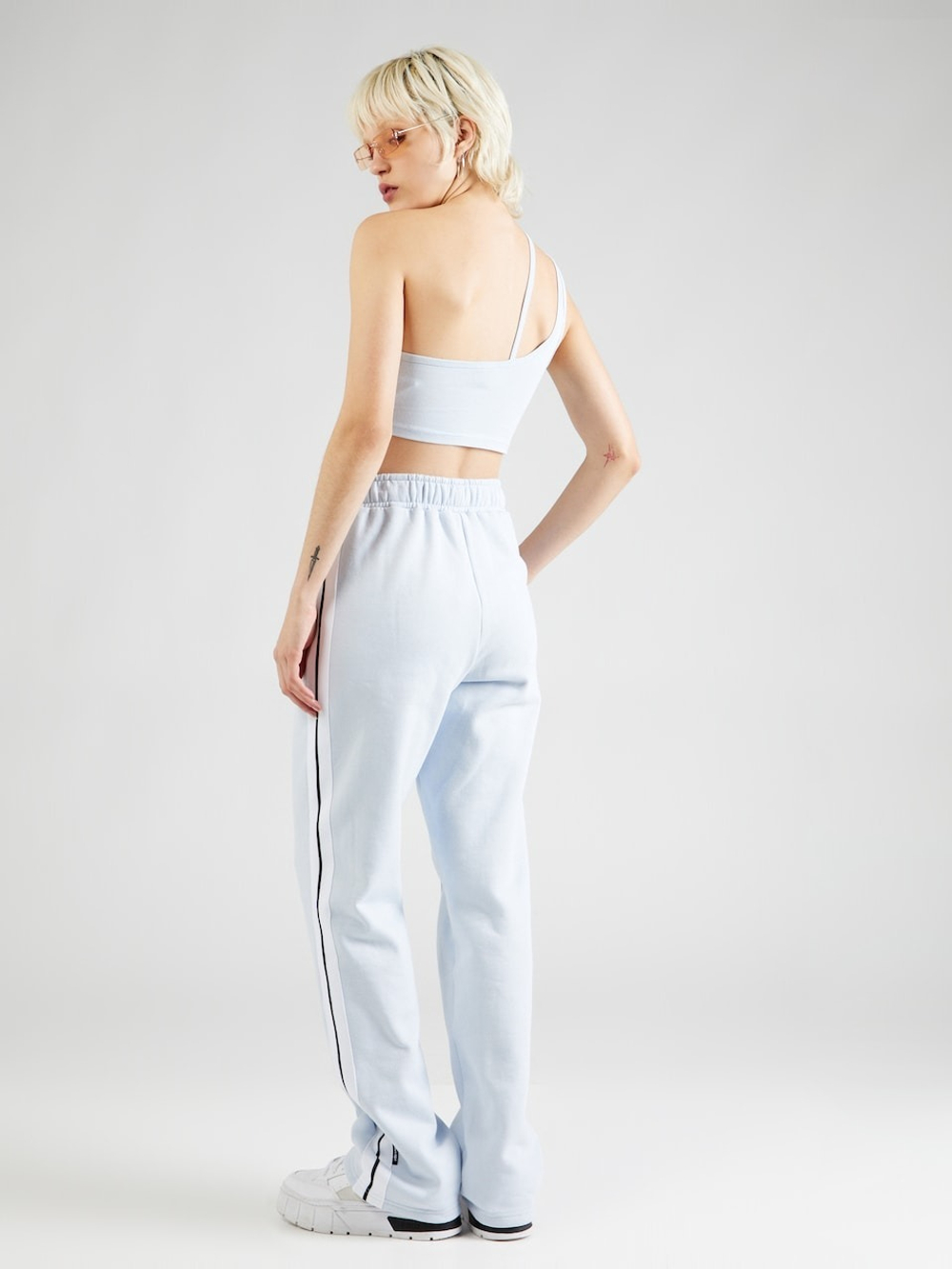 Брюки спортивные женские ELLESSE