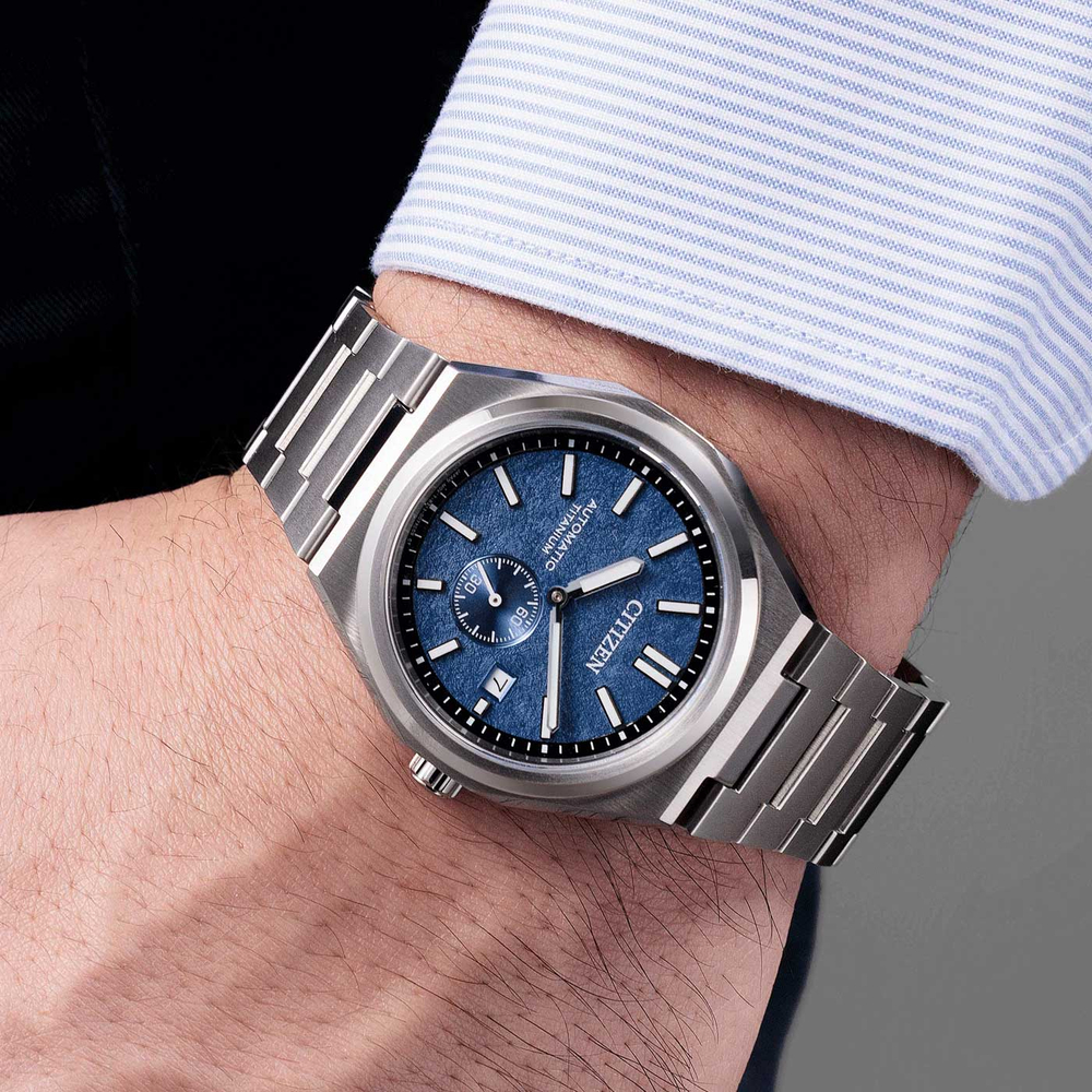 Мужские наручные часы Citizen NJ0180-80L