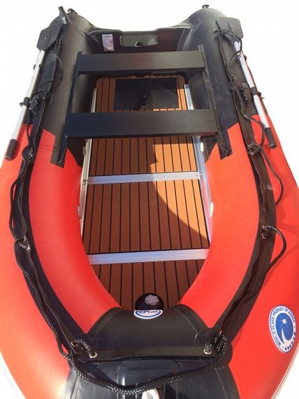 Лодка ПВХ STORMLINE Flexiteek 340 (черно-зеленая/красно-черная)