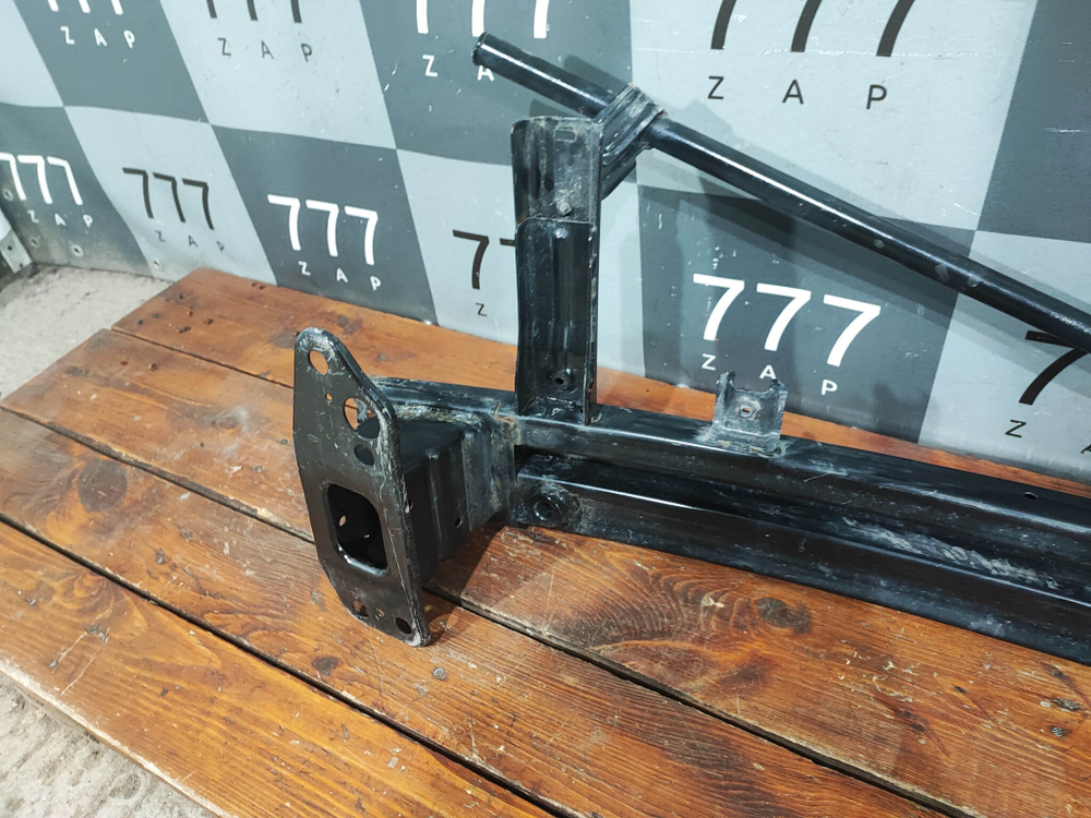 Усилитель переднего бампера Kia Rio 4 (FB) 17-нв Б/У Оригинал 64900H0000